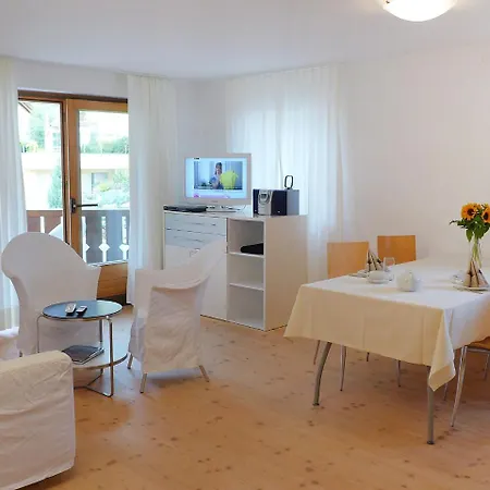 Apartment Apartment Chesa Ils Schlops *