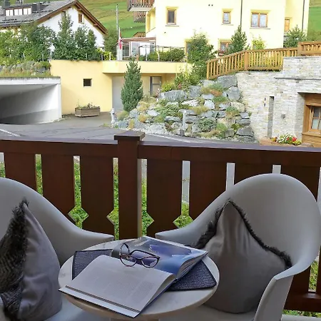Apartment Chesa Ils Schlops Apartment
